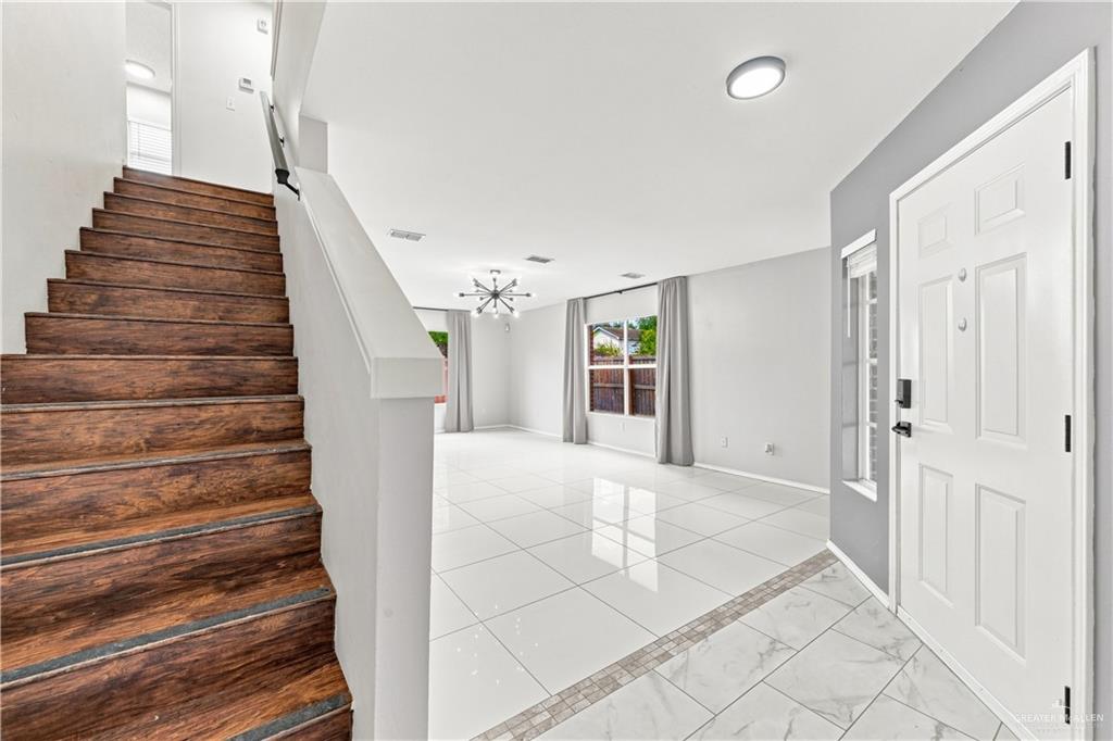 Photo 7 of 3305 San Esteban Street