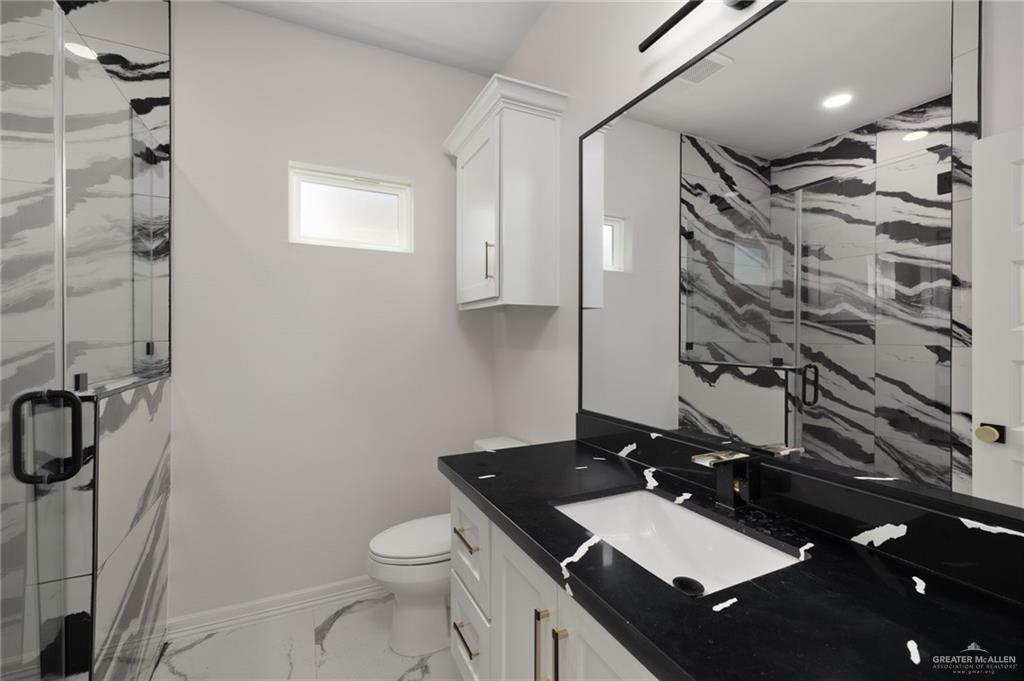 Photo 11 of 726 Ava Drive