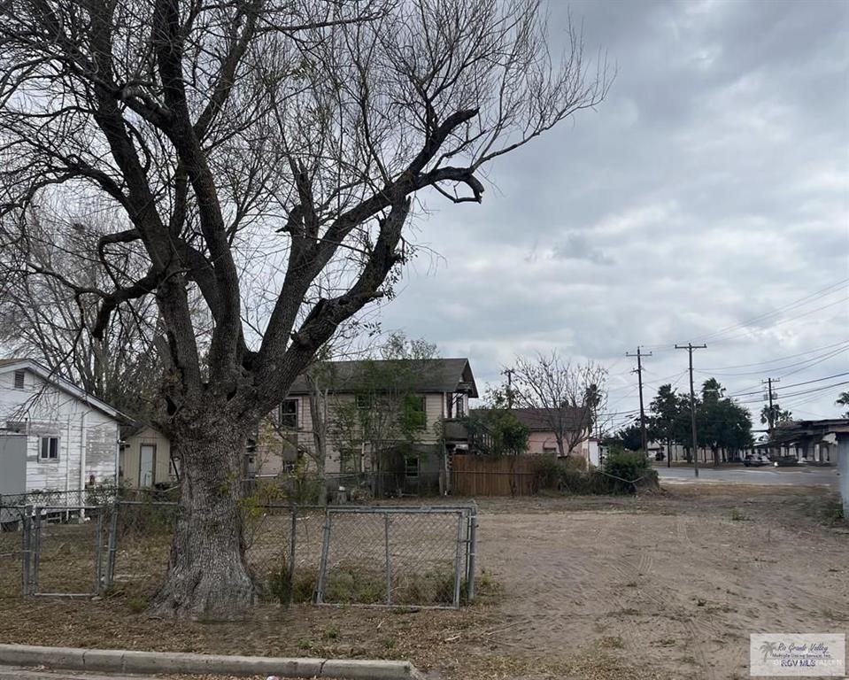 Photo 2 of 216 Tim Garcia Street