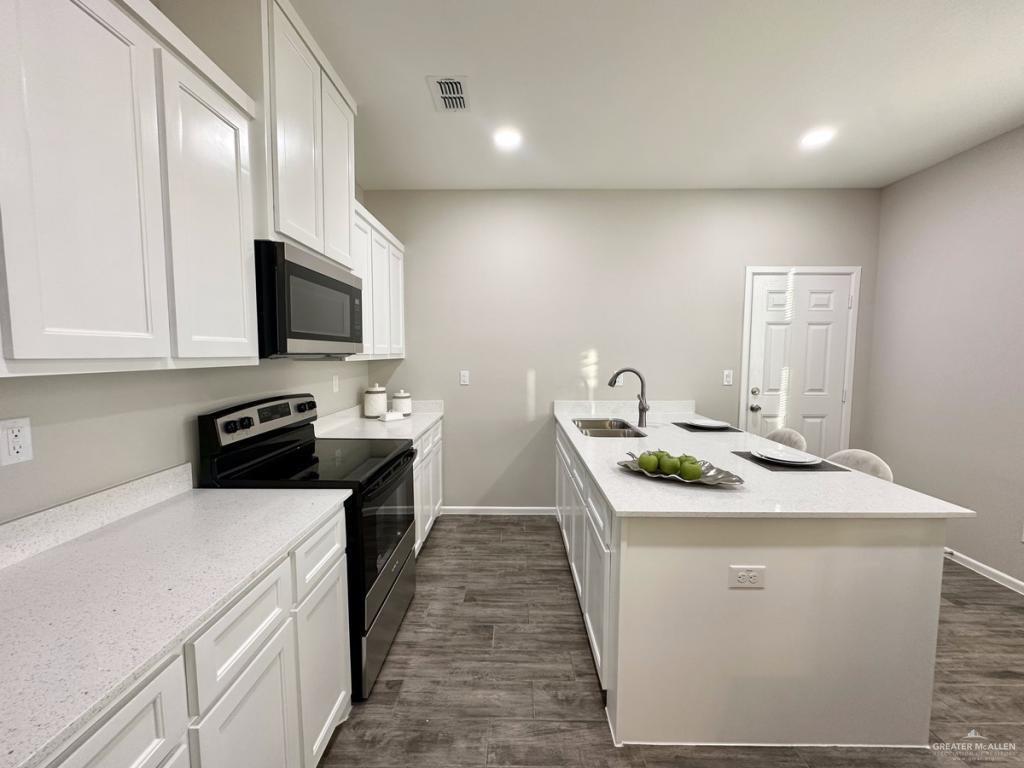 Photo 6 of 1513 Shavano Drive #1