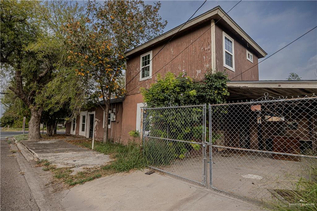 Photo 2 of 217 Bridge Avenue