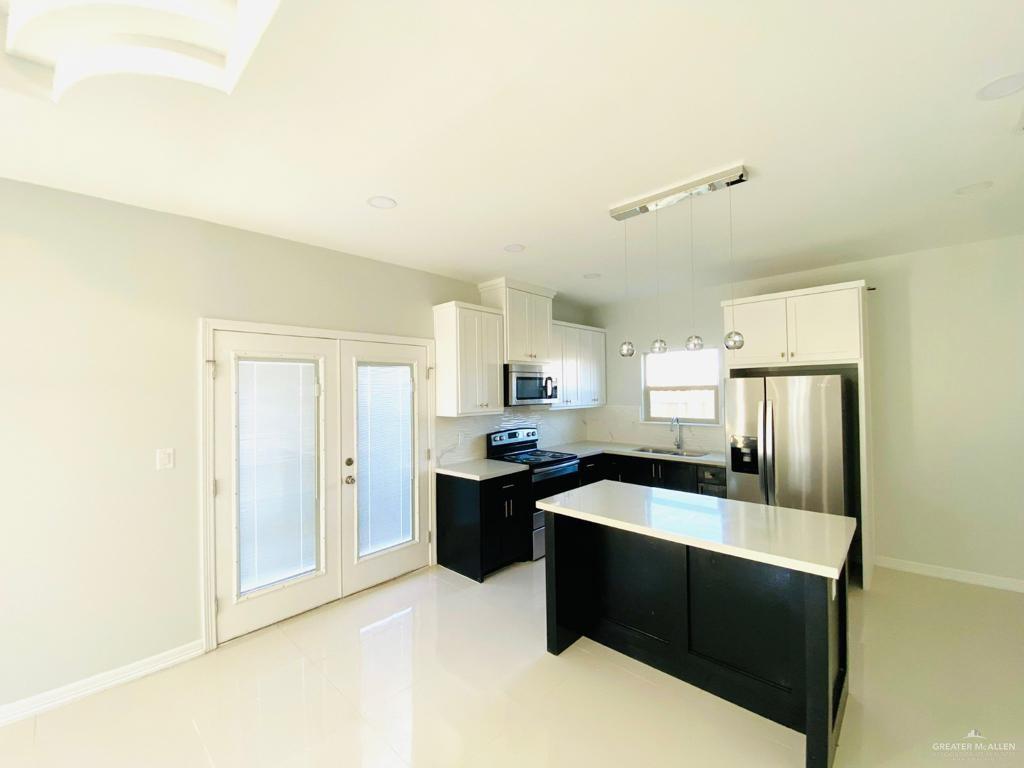 Photo 2 of 204 Helena Avenue #2