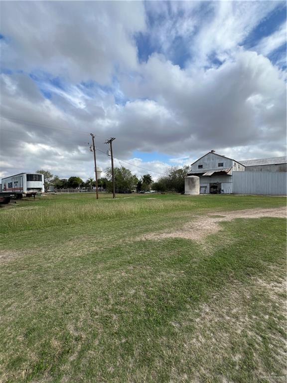 Photo 11 of 25286 1st Street