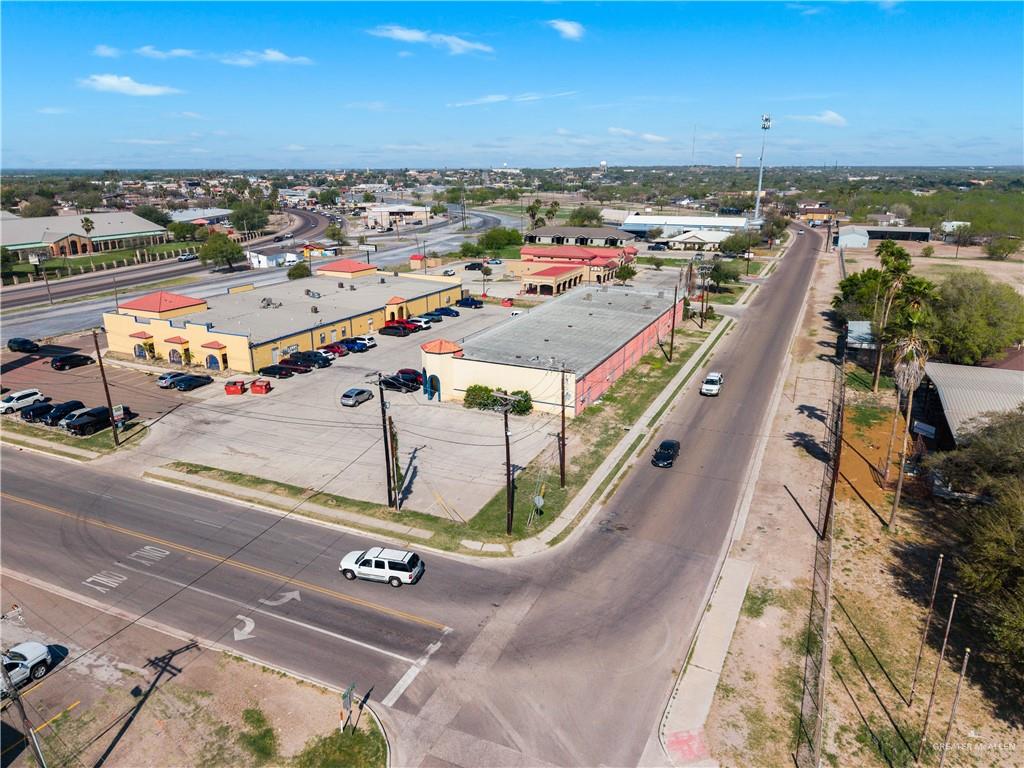 Photo 4 of 1639 San Benito Street