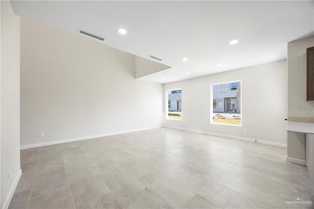 Photo 4 of 2213 Dorado Drive
