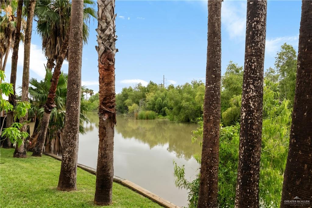 Photo 15 of 5860 Forest Boulevard