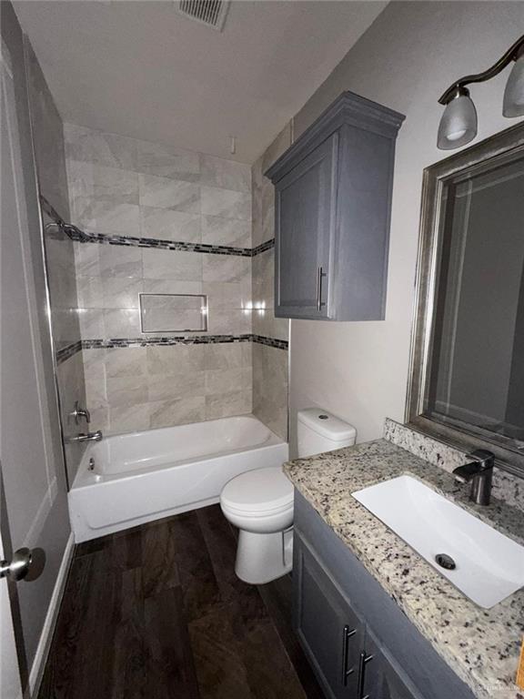 Photo 13 of 2604 Garfield Avenue #4