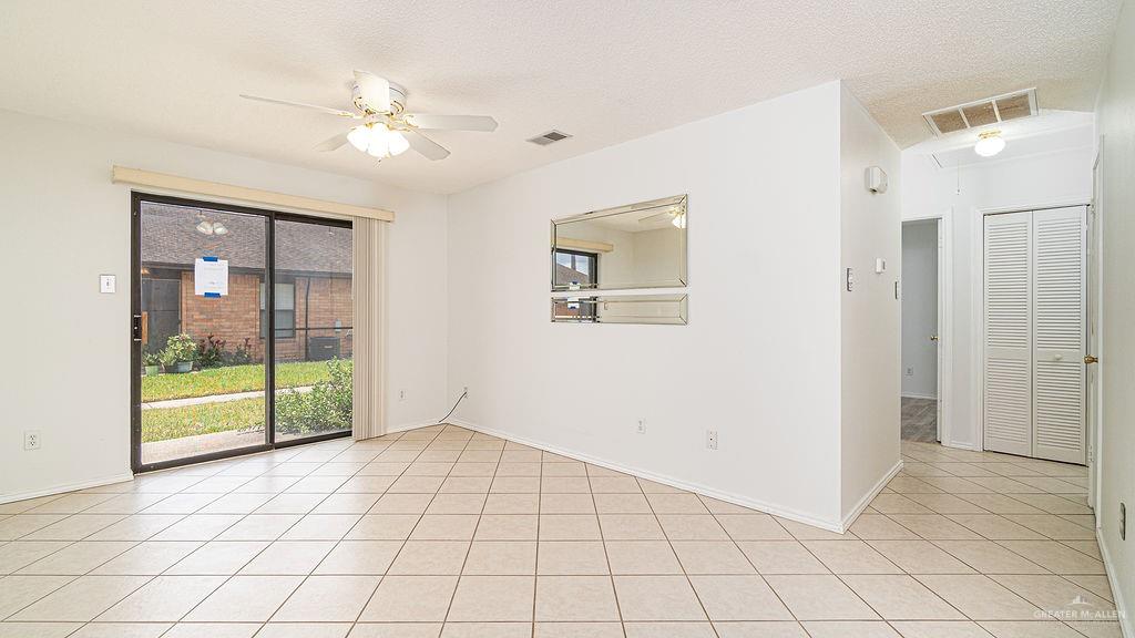 Photo 4 of 1500 Evergreen Avenue #15