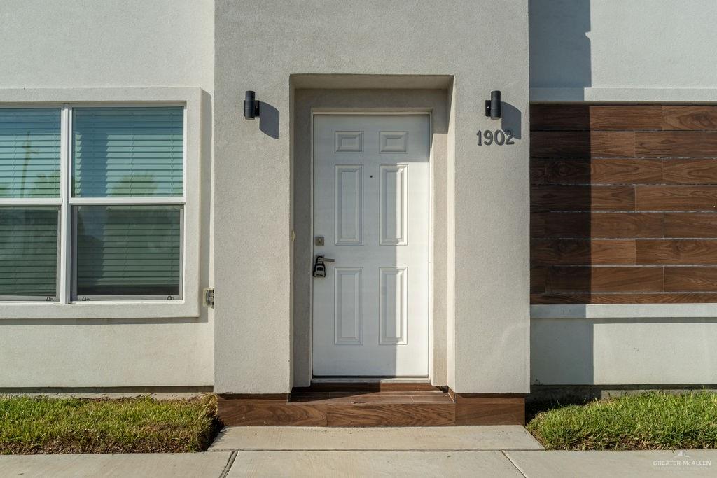 Photo 1 of 901 Yuma Avenue #1902, McAllen