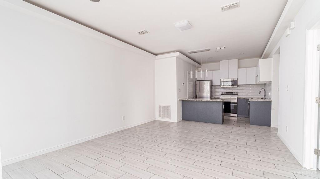 Photo 7 of 901 Yuma Avenue #1902