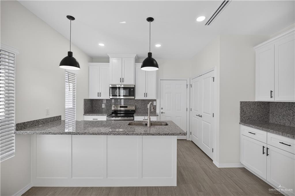 Photo 9 of 409 Alexandrite Avenue #1
