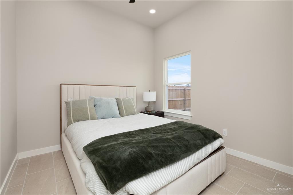 Photo 6 of 2312 Cardinal Drive