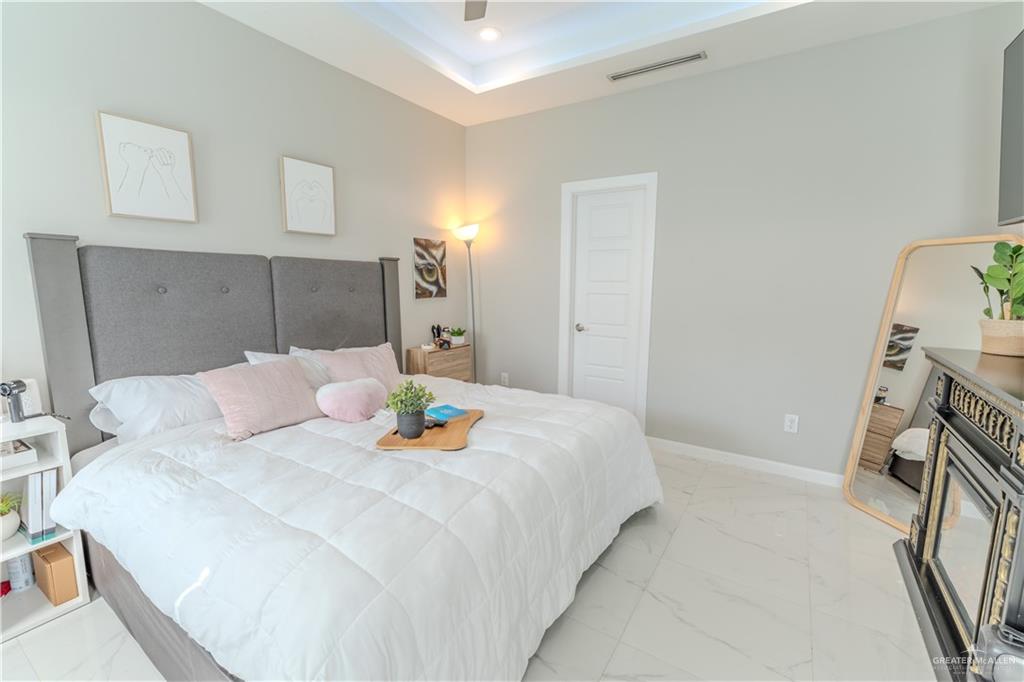 Photo 12 of 2306 Corales Street