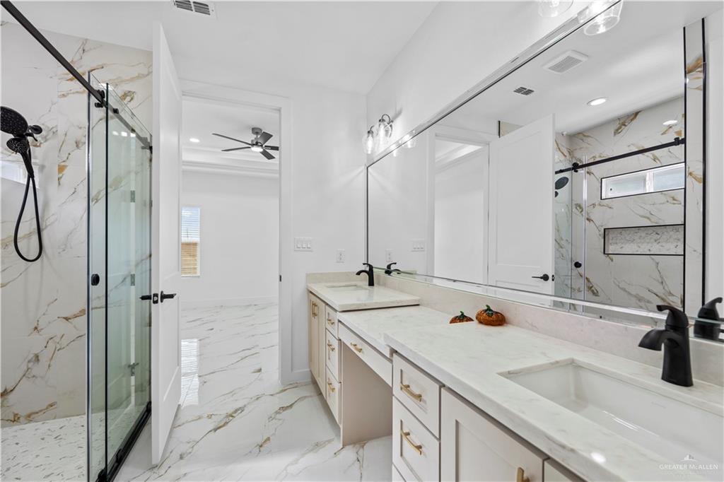 Photo 6 of 2604 Conroe Road
