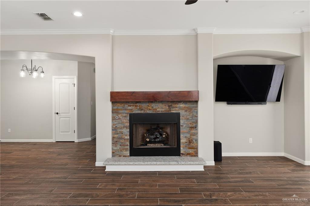 Photo 9 of 14220 Amistad Circle