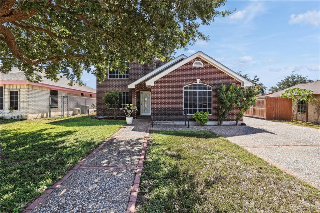 Photo 1 of 826 7th Street, Alamo