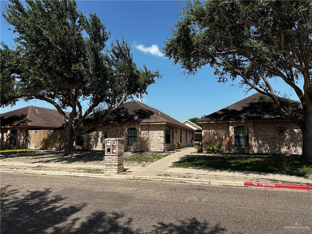 Photo 1 of 1816 Aruba Drive, Edinburg