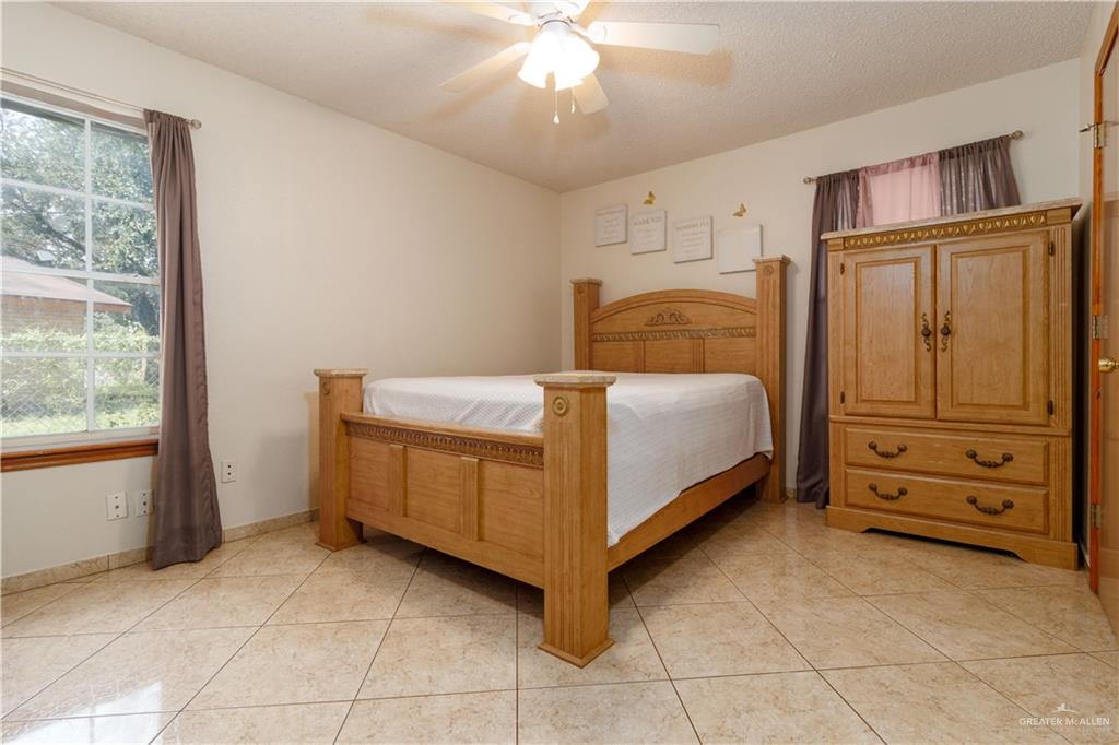 Photo 8 of 2228 31st Street