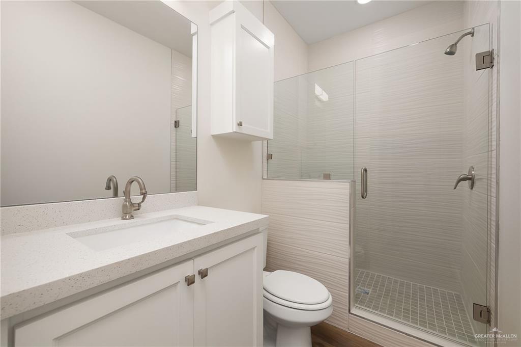 Photo 10 of 609 Onyx Avenue #1
