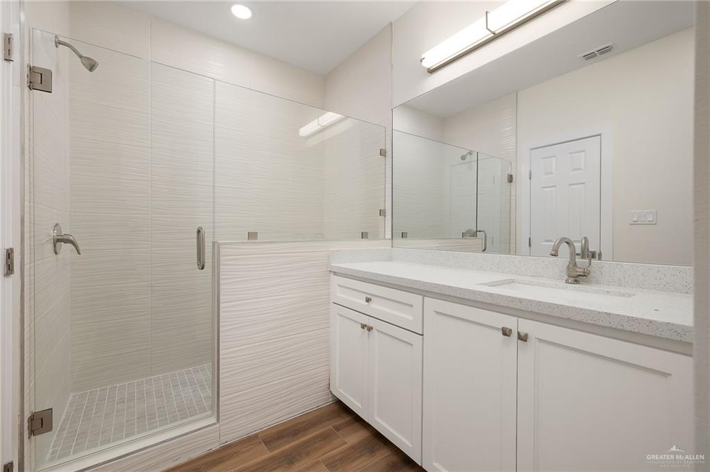 Photo 14 of 609 Onyx Avenue #1