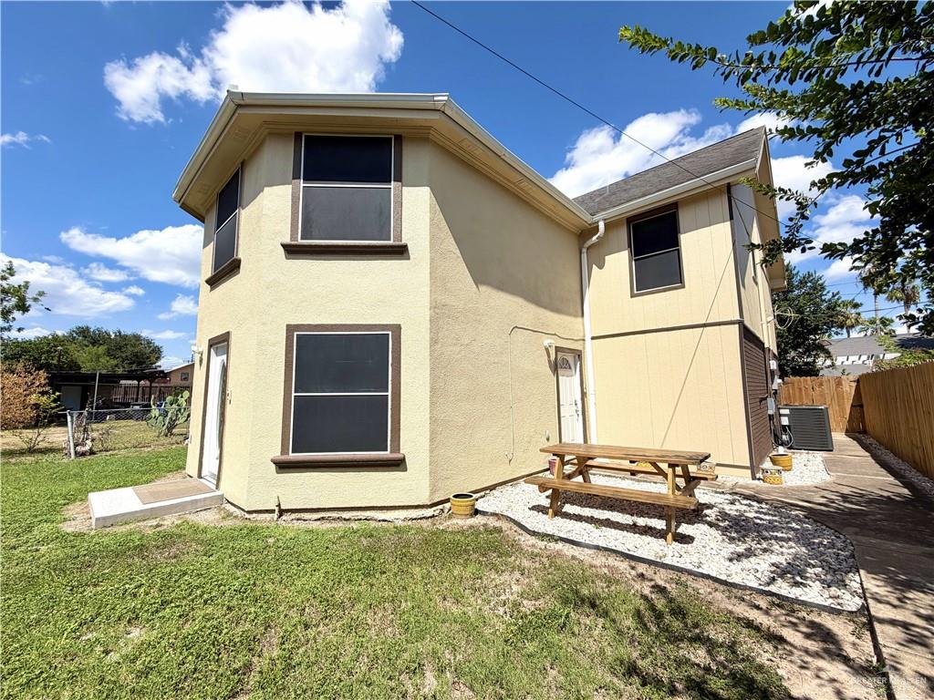 Photo 1 of 404 16th Street, McAllen