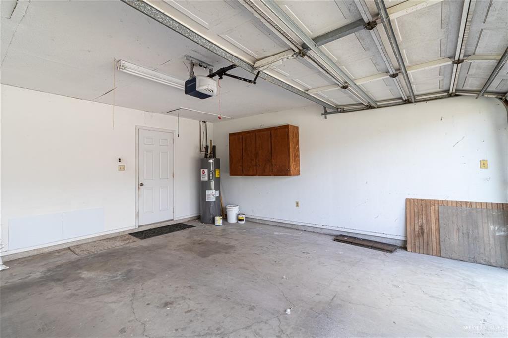 Photo 10 of 2704 Ashley Court