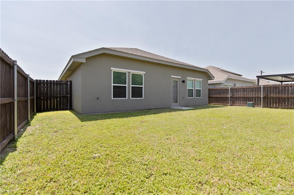 Photo 4 of 2071 Retama Street