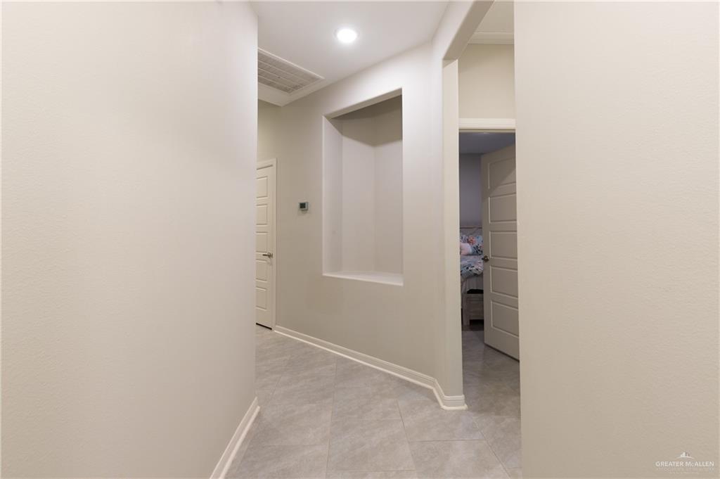 Photo 6 of 2071 Retama Street