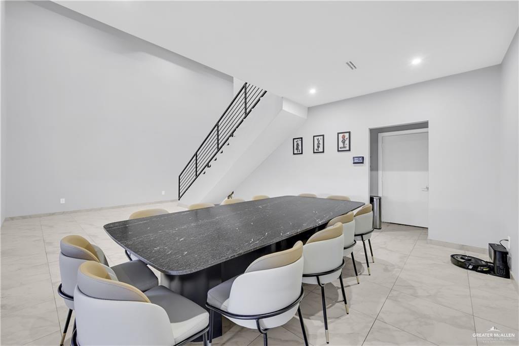 Photo 10 of 2403 Dominique Street