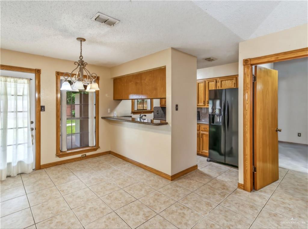 Photo 9 of 609 Delia Drive