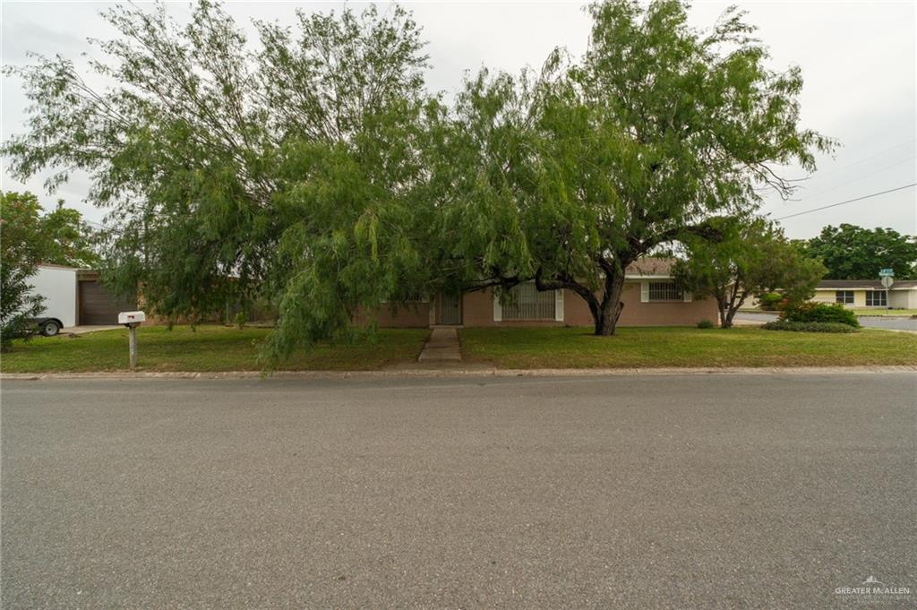 Photo 2 of 719 Walnut Avenue