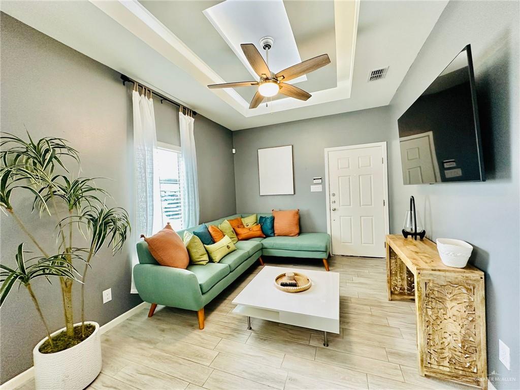 Photo 4 of 4701 Mulberry Avenue #3