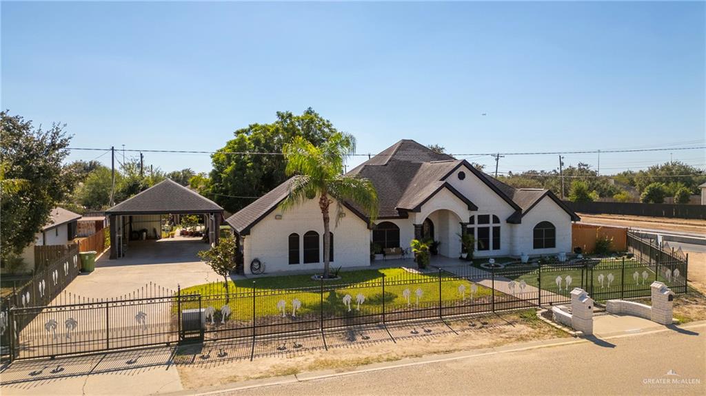 Photo 2 of 1600 Platinum Street