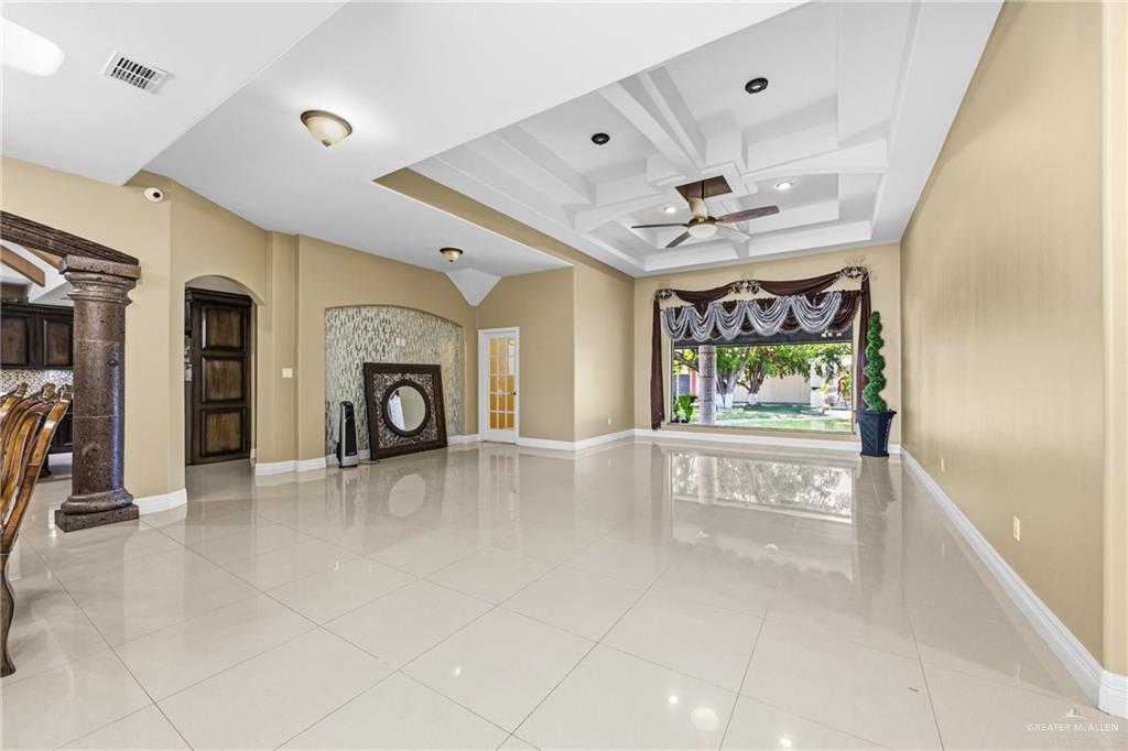 Photo 5 of 1600 Platinum Street