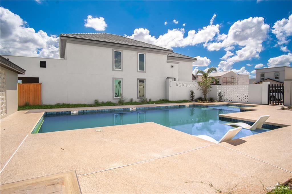 Photo 20 of 2206 Corales Street