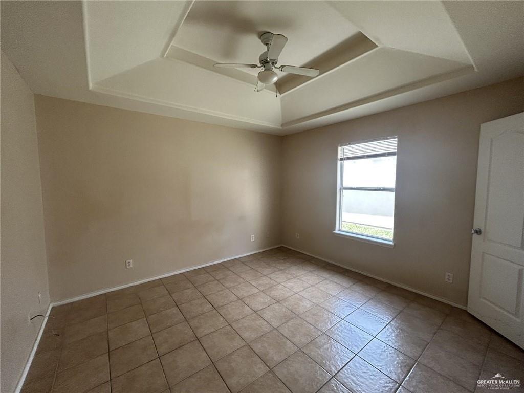 Photo 7 of 1803 Douglas Street #3