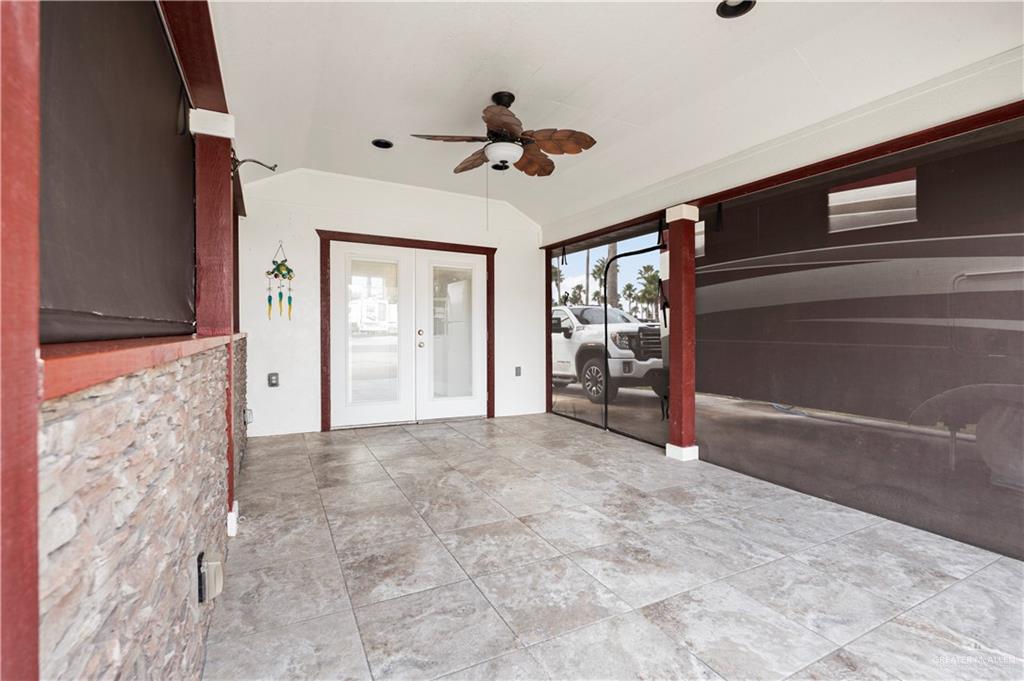 Photo 15 of 2070 Cordoba East