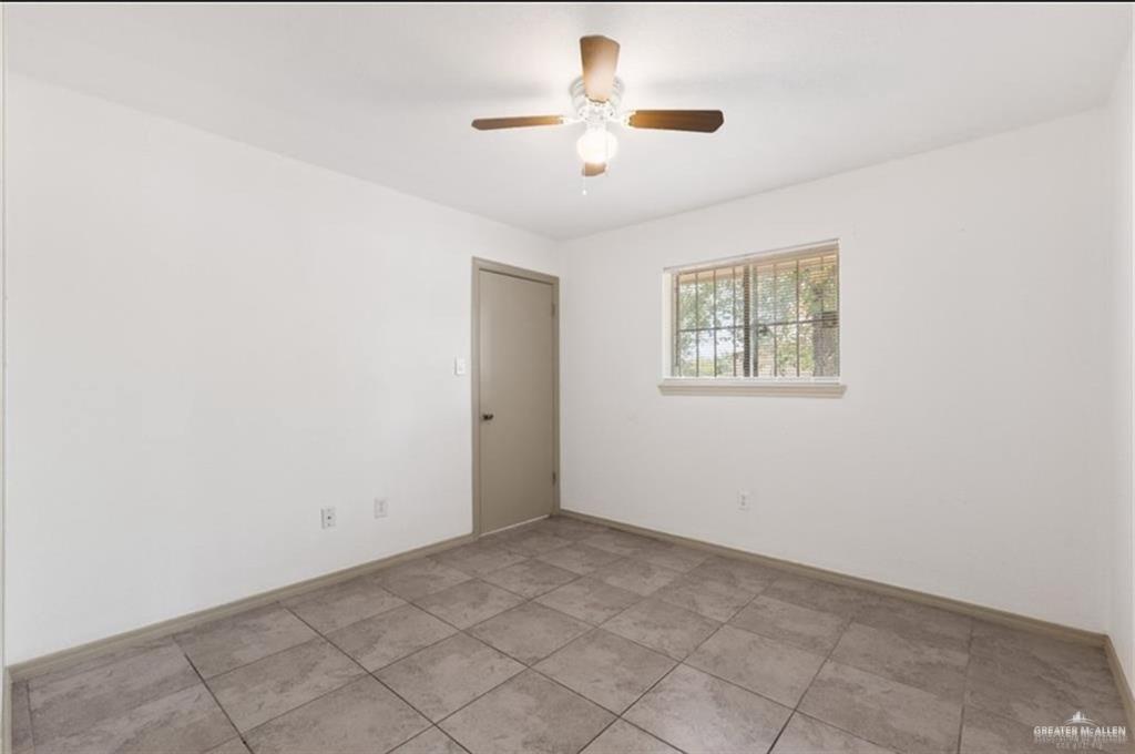 Photo 10 of 2804 Gumwood Avenue
