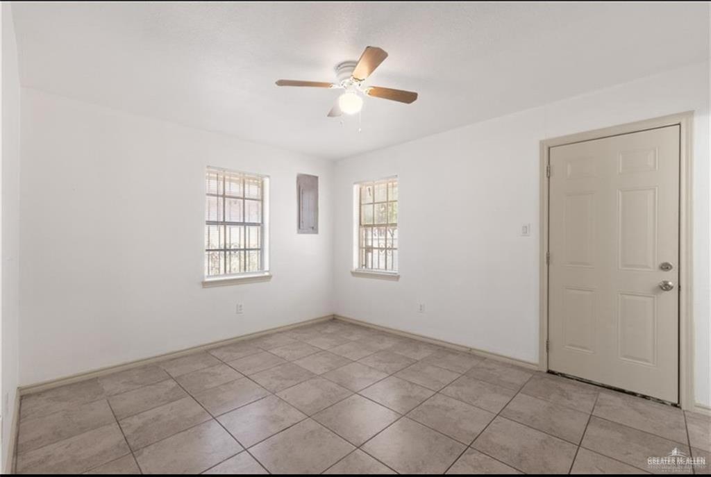 Photo 7 of 2804 Gumwood Avenue