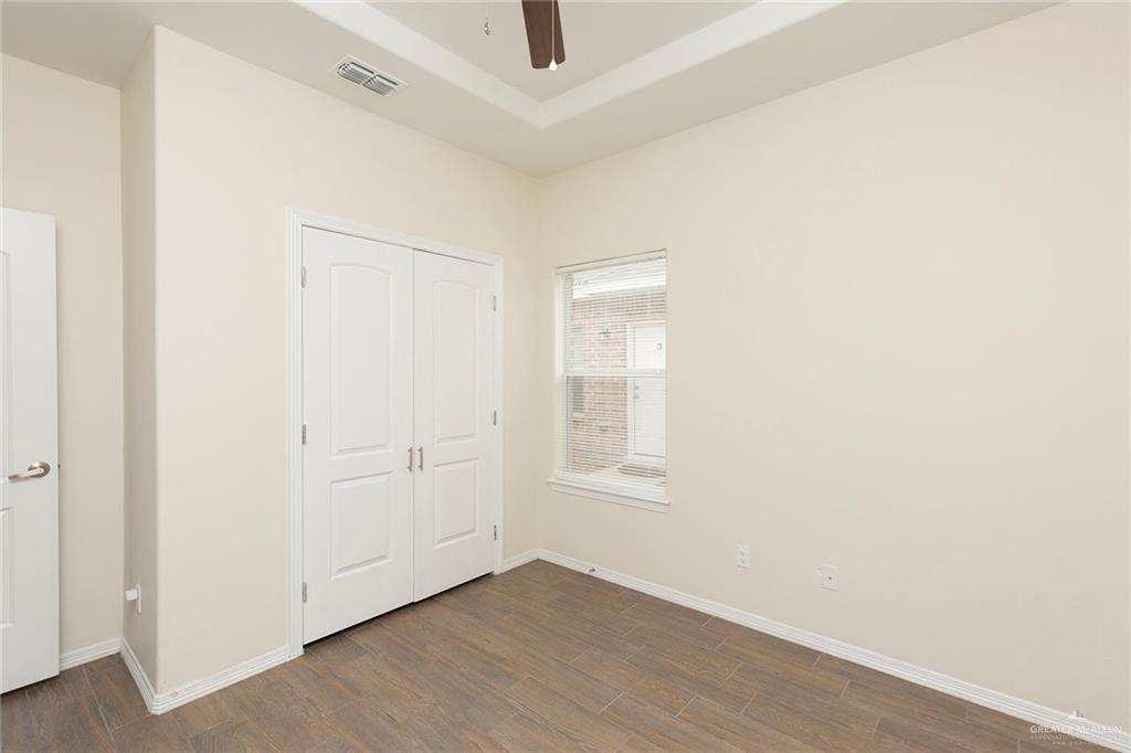Photo 10 of 1702 Cortlandt Street