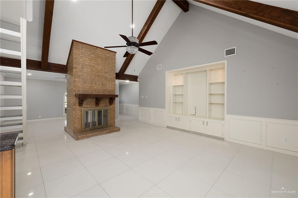 Photo 4 of 2114 Anacua Circle