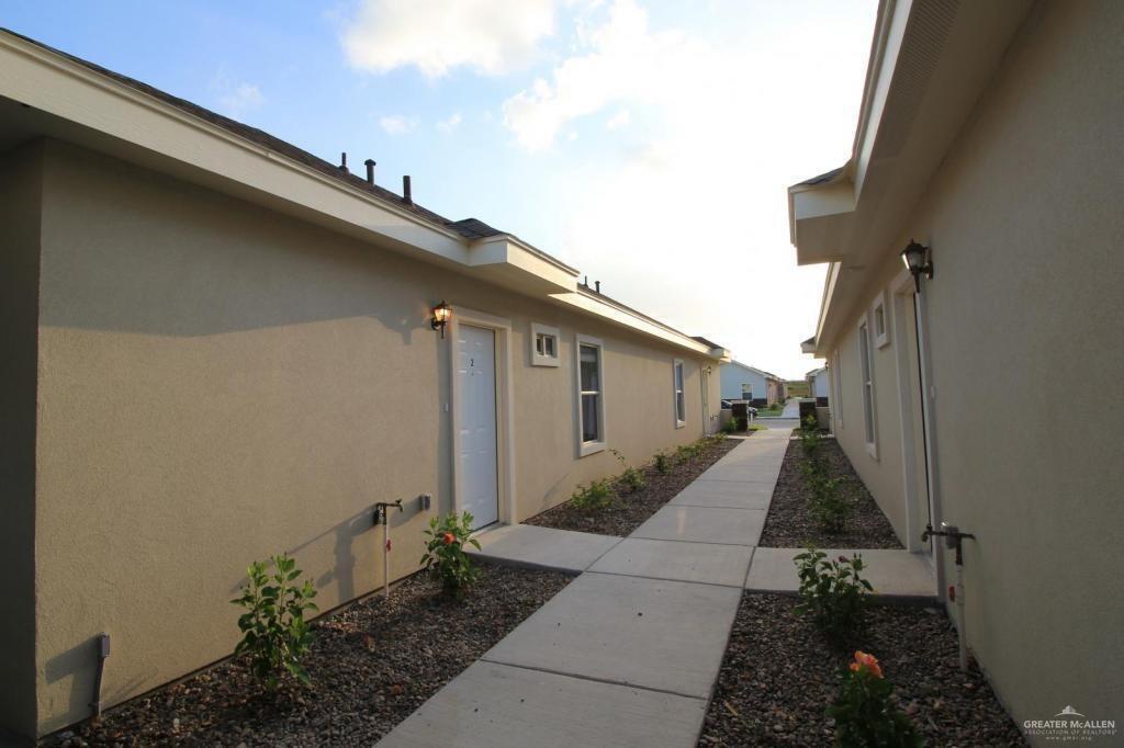Photo 2 of 2017 Canyon Street #4