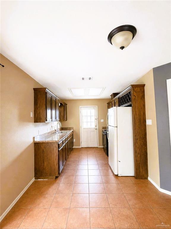 Photo 3 of 1101 Pecan Street