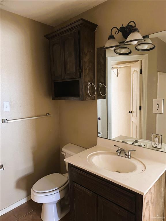 Photo 6 of 1101 Pecan Street